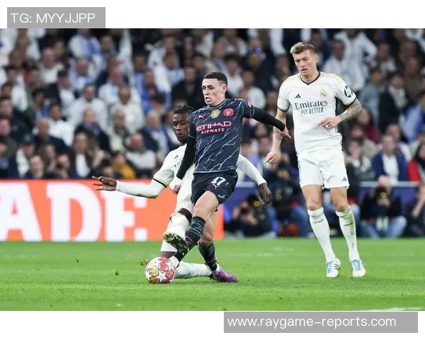 英超激战曼联与皇马战平点球大战精彩瞬间引发全场沸腾