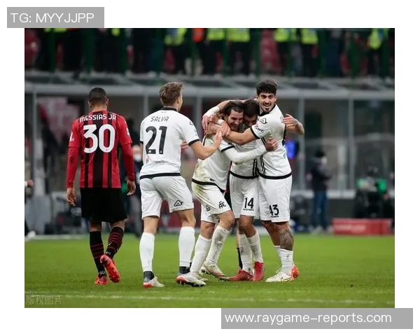 友谊赛精彩回顾AC米兰绝杀阿森纳全场沸腾战术分析