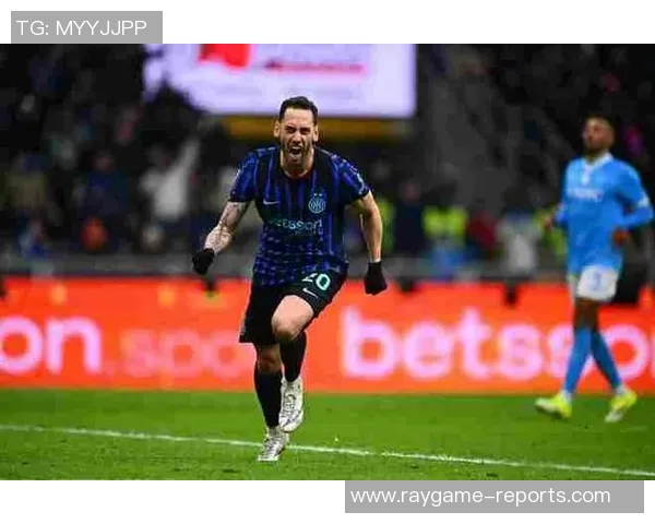 国米4-0横扫那不勒斯引发争议判罚全场沸腾 国米4-0横扫那不勒斯引发争议判罚全场沸腾