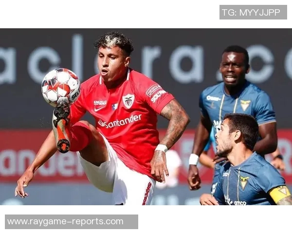 中超赛场惊现冷门本菲卡逆转那不勒斯引发争议判罚热议